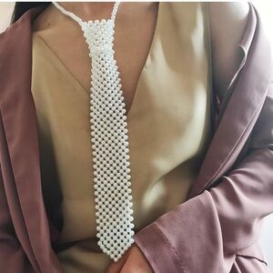 Pearl Beaded Tie Necklace – Statement Jewelry